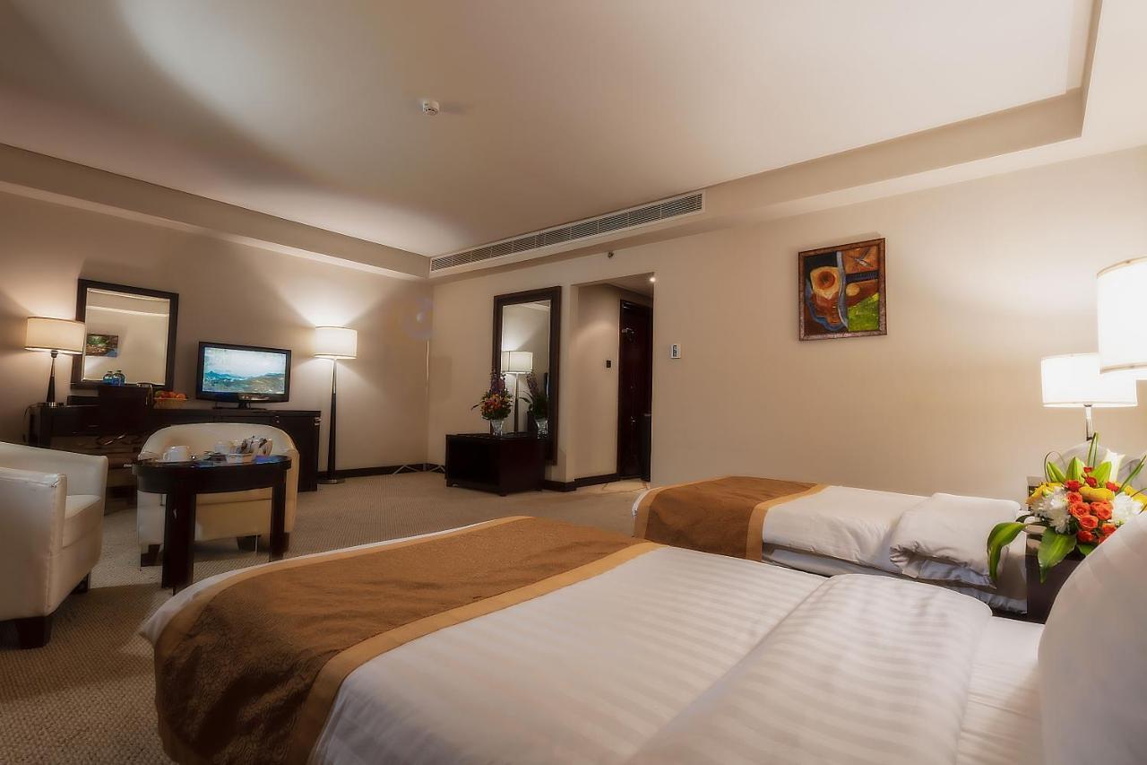 Monroe Hotel & Suites Manáma Kültér fotó