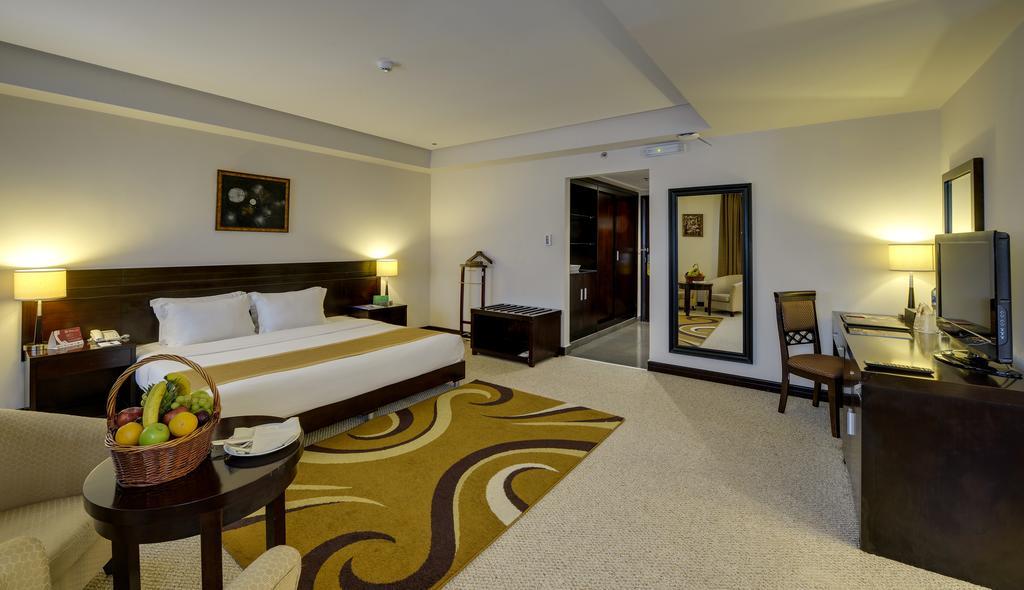Monroe Hotel & Suites Manáma Kültér fotó